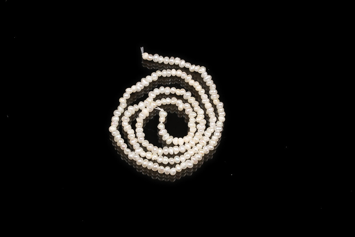 Margele perle de cultura albe aprox. 2-2,5x2-3,5mm (sirag)