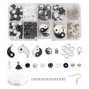 Margele set creativ, cutie 13x6,7x2cm cu 375 margele din pietre, lut polimeric si accesorii metalice Yin Yang pentru bijuterii