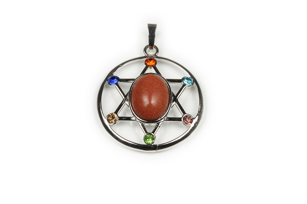 Pandantiv stil Chakra goldstone in montura argintiu inchis 38x34mm