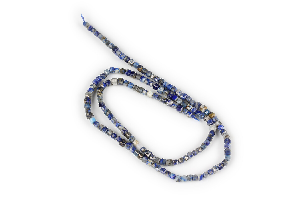 Margele lapis lazuli cub 2,7-3x2,7-3mm (sirag)