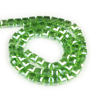 Sirag margele cristal electroplacat AB, cub fatetat 7-8x7-8mm - verde