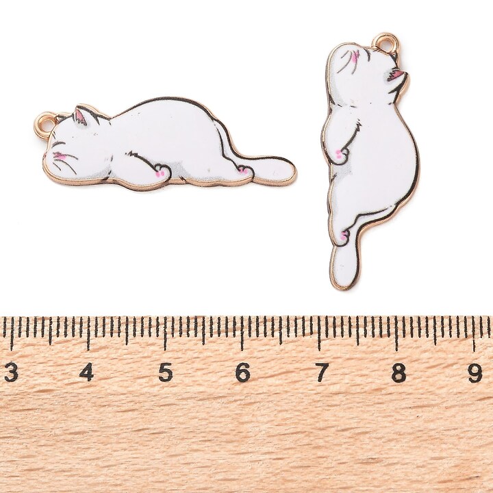 Charm auriu pisica cu email alb 35x13x1,5mm