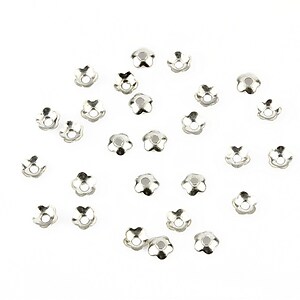 Capacele margele argintiu inchis 4mm (10 buc.)