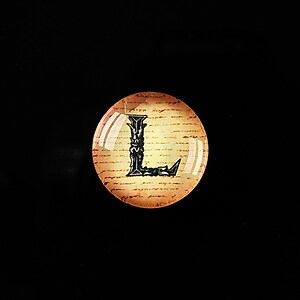 Cabochon sticla 18mm "Antique alphabet  - L" cod 342