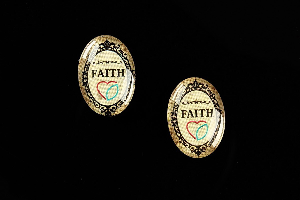 Cabochon sticla 18x13mm "All you need is FAITH" cod 452