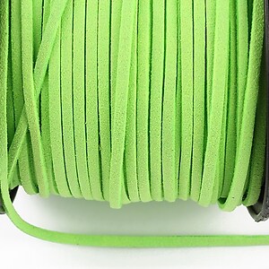 Snur suede (imitatie piele intoarsa) 3x1mm, verde neon (5m)