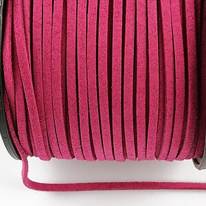 Snur suede (imitatie piele intoarsa) 3x1mm, magenta (5m)