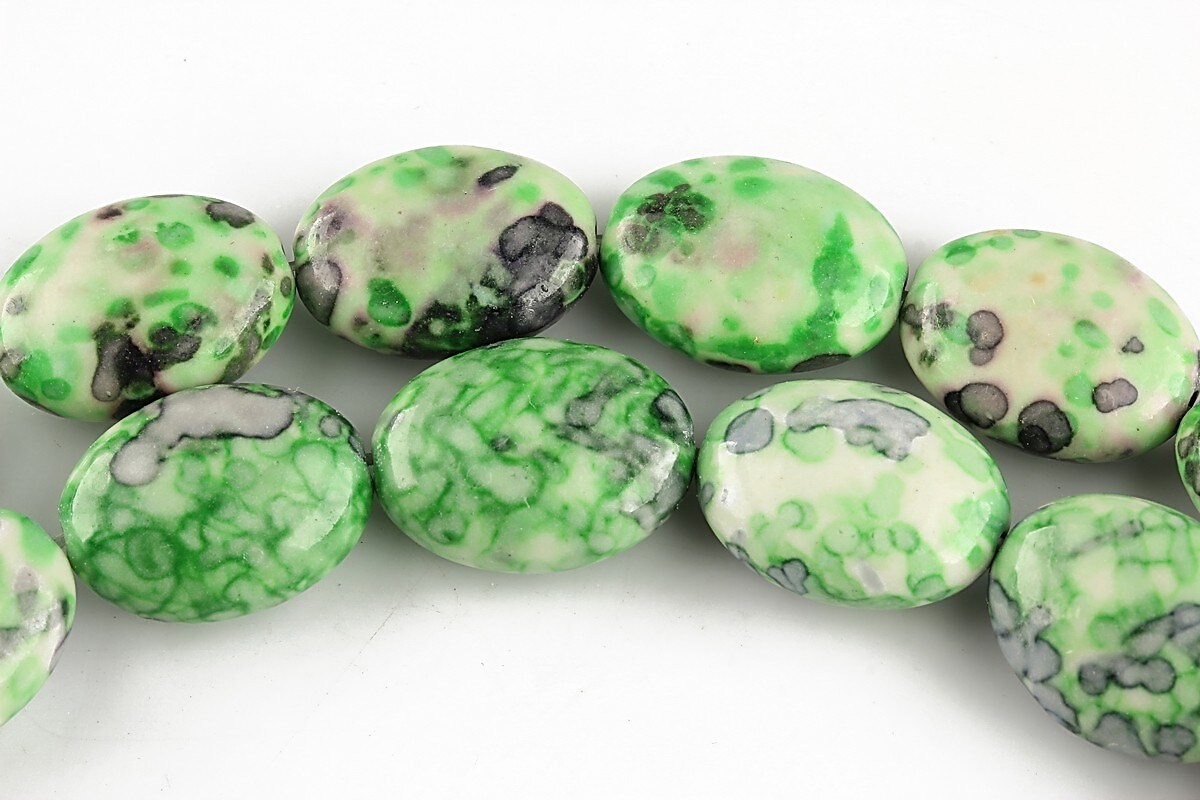 Flower jade oval 18x13mm - verde - bleumarin