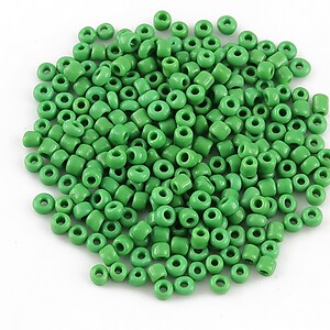 Margele de nisip 2mm opace (50g) - cod 576 - verde