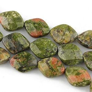 Unakite romb fatetat 13x10mm