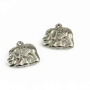 Charm otel inoxidabil elefant 13x15x3,5mm