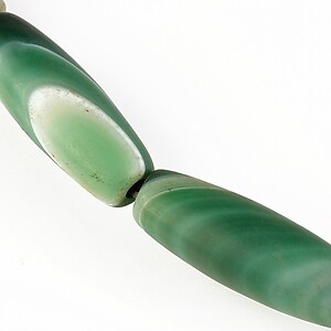 Agate striped frosted tub 30x12mm - verde