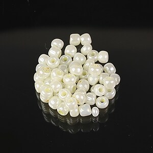 Margele de nisip 4mm  (50g) - cod 688 - crem perlat