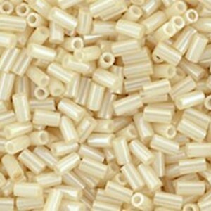 Margele Toho BUGLE 3mm - Opaque-Lustered Lt Beige